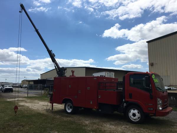 COMMERCIAL TRUCKS!! 2016 Isuzu NQR 11' Service Body- 3,200lb 16' Crane for sale in Palmetto, TX – photo 10