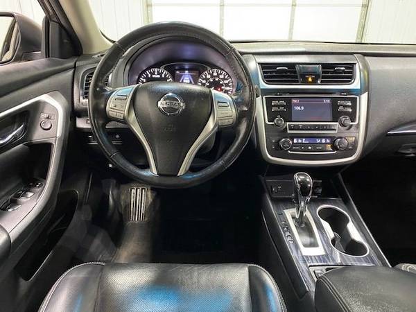 2017 Nissan Altima - Small Town & Family Owned! Excellent Financing... for sale in Wahoo, NE – photo 14