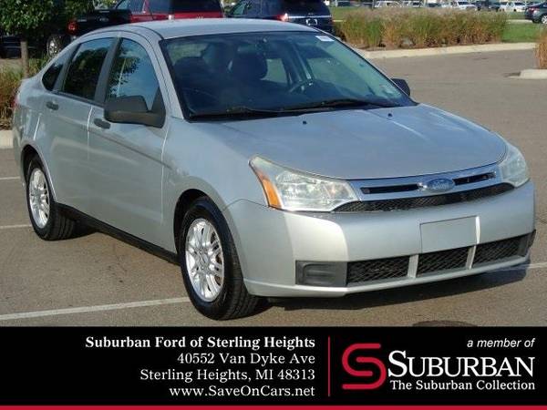 2009 Ford Focus sedan SE (Brilliant Silver Clearcoat for sale in Sterling Heights, MI – photo 2