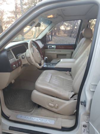 05 Lincoln Navigator - cars & trucks - by owner - vehicle automotive... for sale in Marietta, TX – photo 3