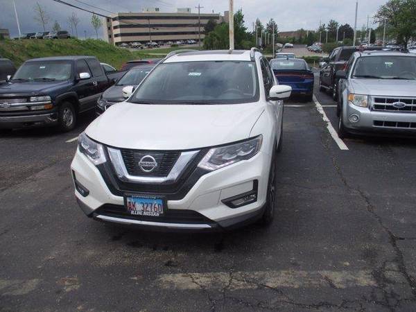 2017 Nissan Rogue SL - wagon - - by dealer - vehicle for sale in Cincinnati, OH – photo 3