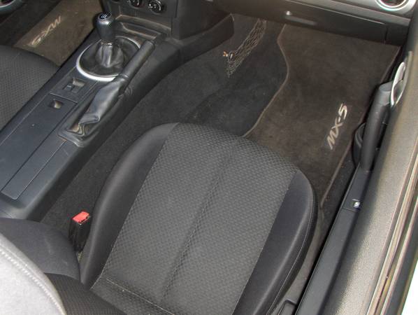 2006 Mazda MX-5 Miata for sale in Fort Wayne, IN – photo 5