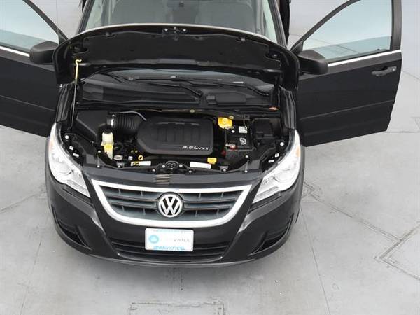 2013 VW Volkswagen Routan S Minivan 4D mini-van Black - FINANCE ONLINE for sale in Carrollton, TX – photo 4