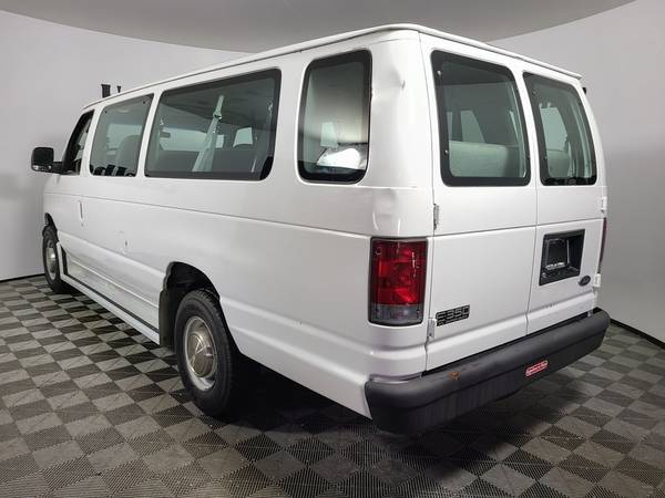 2003 Ford E350SD hatchback Oxford White Clearcoat for sale in Jasper, IN – photo 3