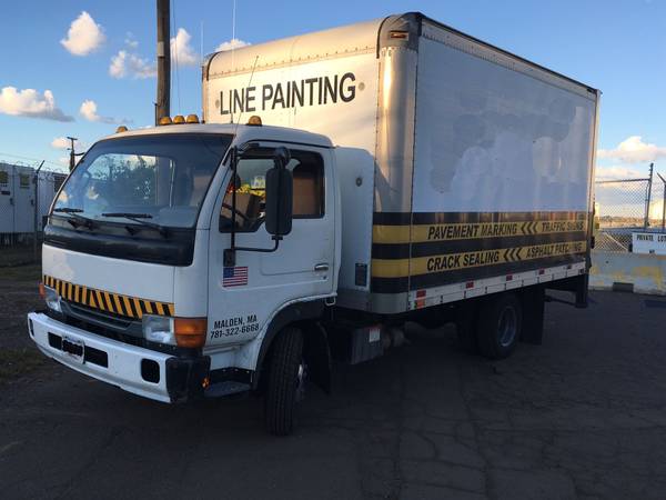 Isuzu Nissan UD 1400 Box Truck w/Liftgate for sale in Malden, MA – photo 2