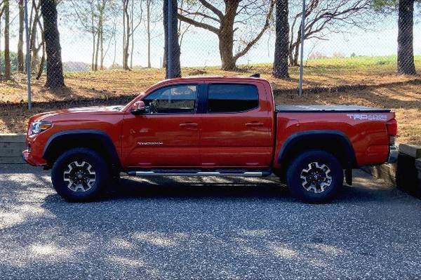 2016 Toyota Tacoma Double Cab TRD Off-Road Pickup 4D 5 ft Pickup -... for sale in Sykesville, MD – photo 7