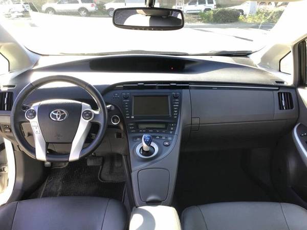 2010 Toyota Prius 4! BACK UP CAMERA! LEATHER! AMAZING MPGS!!!! for sale in Chula vista, CA – photo 14