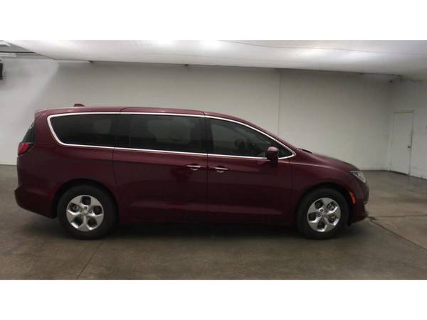 2018 Chrysler Pacifica Electric Hybrid Touring Plus for sale in Kellogg, MT – photo 9