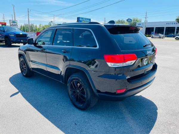 2018 Jeep Grand Cherokee Laredo 1 Owner Clean Carfax! - cars & for sale in Jacksonville, FL – photo 5