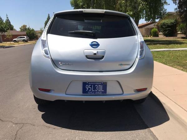 2011 Nissan Leaf SV, low miles, clean title, pre certified! - cars & for sale in Mesa, AZ – photo 5