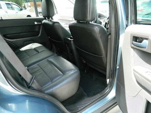 2012 Ford Escape FWD 4dr Limited Fully Loaded Sunroof Navigation... for sale in Marietta, GA – photo 18