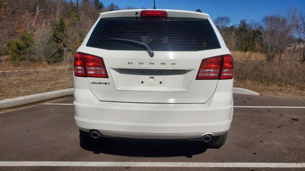 2015 Dodge Journey SE - - by dealer - vehicle for sale in Eau Claire, WI – photo 9