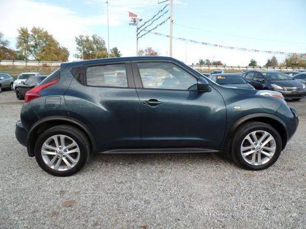 2011 Nissan Juke S AWD - - by dealer - vehicle for sale in Carroll, OH – photo 5