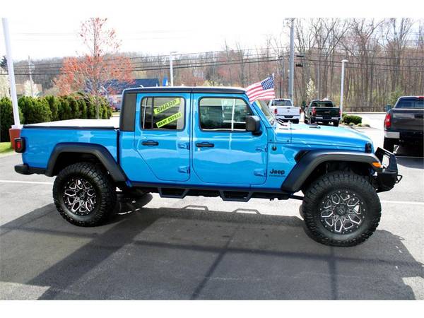 2020 Jeep Gladiator SPORT ONE OF A KIND MUST SEE ONLY 8, 840 MILES for sale in Salem, MA – photo 6