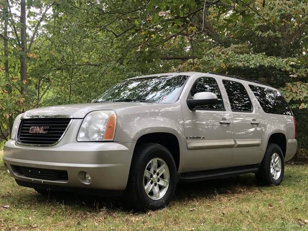 2008 GMC YUKON XL LOADED LEATHER MOONROOF! 140K EXCEL IN/OUT! E-85 GAS for sale in Copiague, NY – photo 23