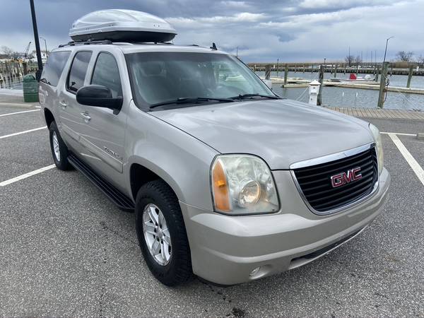 2007 GMC YUKON XL ALL OPTIONS GREAT SHAPE! RUNS EXCEL! - cars & for sale in Copiague, NY – photo 20