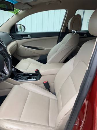 2018 Hyundai Tucson sel leather awd - cars & trucks - by dealer -... for sale in ottumwa, IA – photo 7