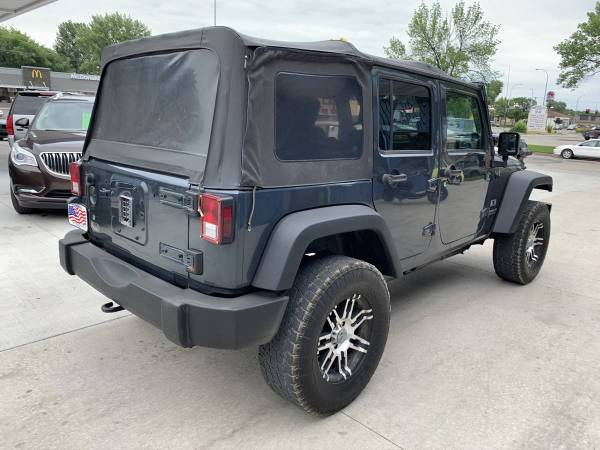 ★★★ 2007 Jeep Wrangler Unlimited X 4x4 / 6 Speed Manual! ★★★ - cars... for sale in Grand Forks, ND – photo 6
