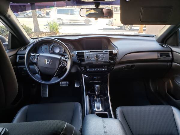 2017 Honda Accord Sport ( very low miles ) for sale in Madera, CA – photo 8