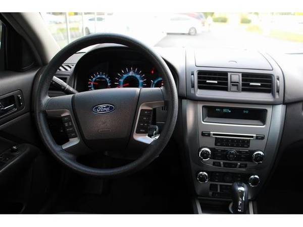 2010 Ford Fusion sedan SE Green Bay for sale in Green Bay, WI – photo 15