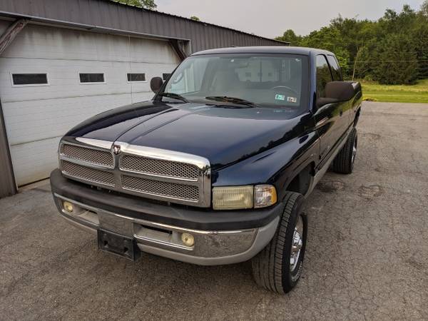 2002 Dodge Ram 2500 4WD Quad Cab 6.5 Ft Box - cars & trucks - by... for sale in Darington, OH – photo 2