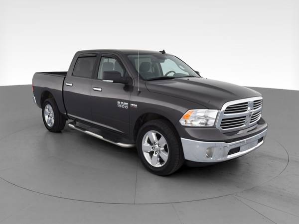 2017 Ram 1500 Crew Cab SLT Pickup 4D 5 1/2 ft pickup Gray - FINANCE... for sale in milwaukee, WI – photo 15