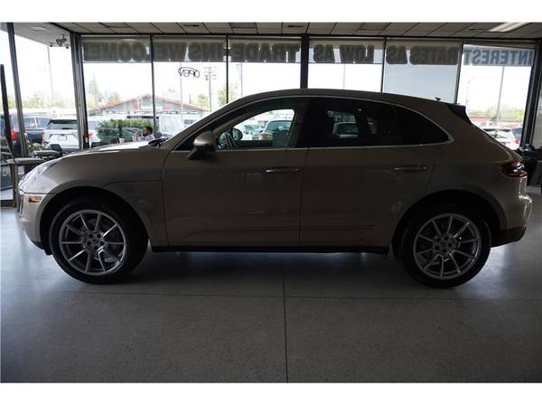 2016 Porsche Macan S Sport Utility 4D WE CAN BEAT ANY RATE IN TOWN! for sale in Sacramento, NV – photo 4