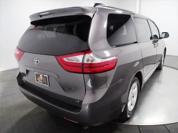 2016 Toyota Sienna - - by dealer - vehicle for sale in Hillside, NY – photo 13