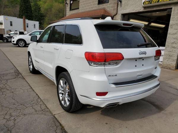 2015 Jeep Grand Cherokee Summit 4x4 4dr SUV EVERYONE IS APPROVED! for sale in Vandergrift, PA – photo 5