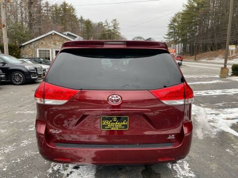 14, 999 2014 Toyota Sienna LE AWD Super Clean, 103k Miles for sale in Belmont, MA – photo 6