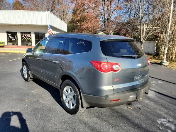 2011 Chevy Traverse $90 a week! - cars & trucks - by dealer -... for sale in Bentonville, AR – photo 3