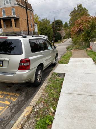 2004 Toyota Highlander for sale in Pittsburgh, PA – photo 3