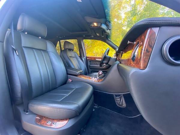 2005 Bentley Arnage R - The Ultimate Bentley - LOW Miles only 29k -... for sale in Madison, WI – photo 22