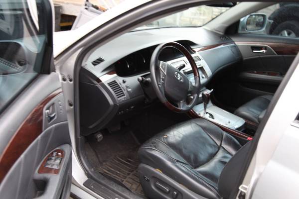 2009 Toyota Avalon - so nice - - by dealer - vehicle for sale in Northampton, MA – photo 9