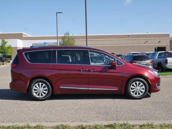 2019 Chrysler Pacifica Touring L for sale in Hudson, MN – photo 12