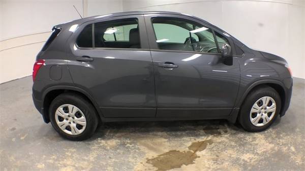 2016 Chevrolet Trax LS with for sale in Wapakoneta, OH – photo 9