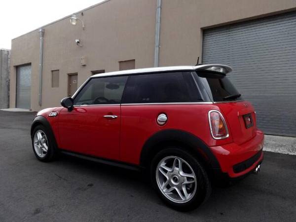 2010 MINI Cooper S - Manager's Special! - cars & trucks - by dealer... for sale in Miami, FL – photo 3