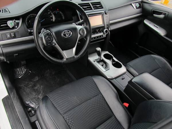 2012 *Toyota* *Camry* *4dr Sedan I4 Automatic SE* Bl for sale in Marietta, GA – photo 17