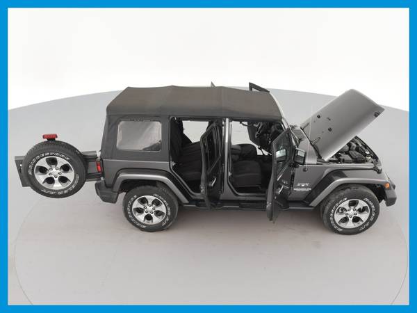 2017 Jeep Wrangler Unlimited Sahara Sport Utility 4D suv Gray for sale in Seffner, FL – photo 20