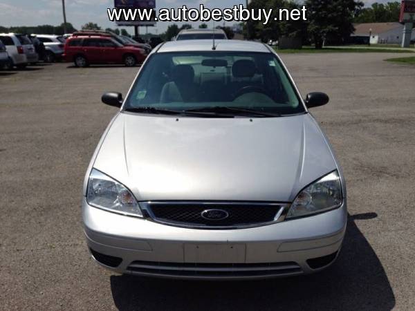 2005 Ford Focus ZX4 S 4dr Sedan Call for Steve or Dean for sale in Murphysboro, IL – photo 3