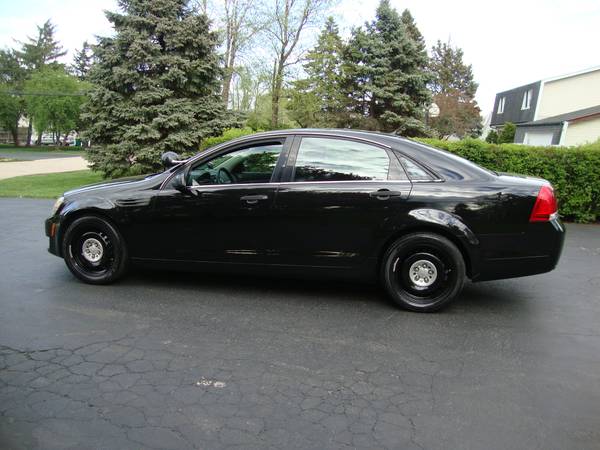 2011 Chevy Caprice Police Interceptor (Low Miles/6 0 Engine/1 Owner) for sale in Deerfield, IL – photo 2