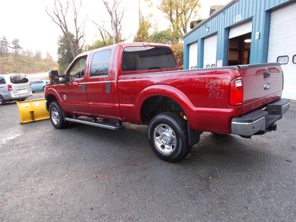 2016 Ford Super Duty F-250 SRW 4WD Crew Cab 156 XLT - cars & trucks... for sale in Cohoes, MA – photo 4