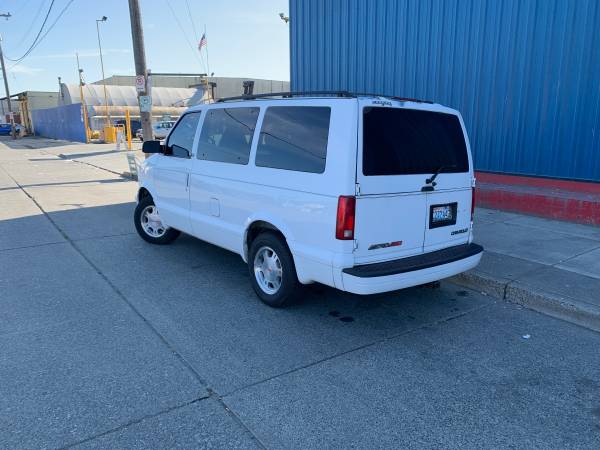 2005 Chevy Astro Van $4K OBO - cars & trucks - by owner - vehicle... for sale in Seattle, WA – photo 3