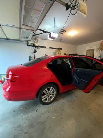 GREAT CONDITION TORNADO RED VOLKSWAGEN JETTA - cars & trucks - by... for sale in reading, PA – photo 3