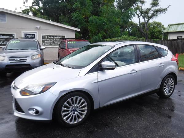 2012 ford focus titanium - cars & trucks - by dealer - vehicle... for sale in New Port Richey , FL – photo 2