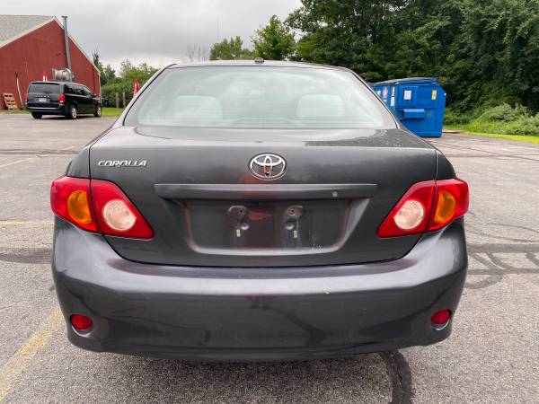 2010 TOYOTA COROLLA // 5 SPEED // SUPER SALE PRICE!! - cars & trucks... for sale in East Derry, NH – photo 4