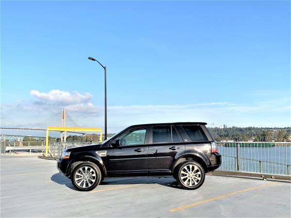 2014 LAND ROVER LR2 HSE - BLACK ON BLACK - ONLY 39K MILES for sale in Seattle, WA
