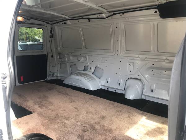 2013 Ford Econoline * FINANCING AVAILABLE - cars & trucks - by... for sale in Miami, FL – photo 5