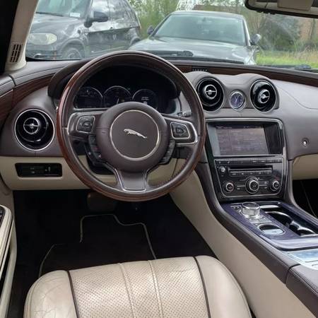 2012 Jaguar XJ 4dr Sdn XJL - - by dealer - vehicle for sale in Columbus, OH – photo 9