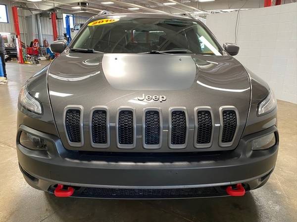 2016 Jeep Cherokee 4WD 4dr Trailhawk - - by dealer for sale in Coopersville, MI – photo 2